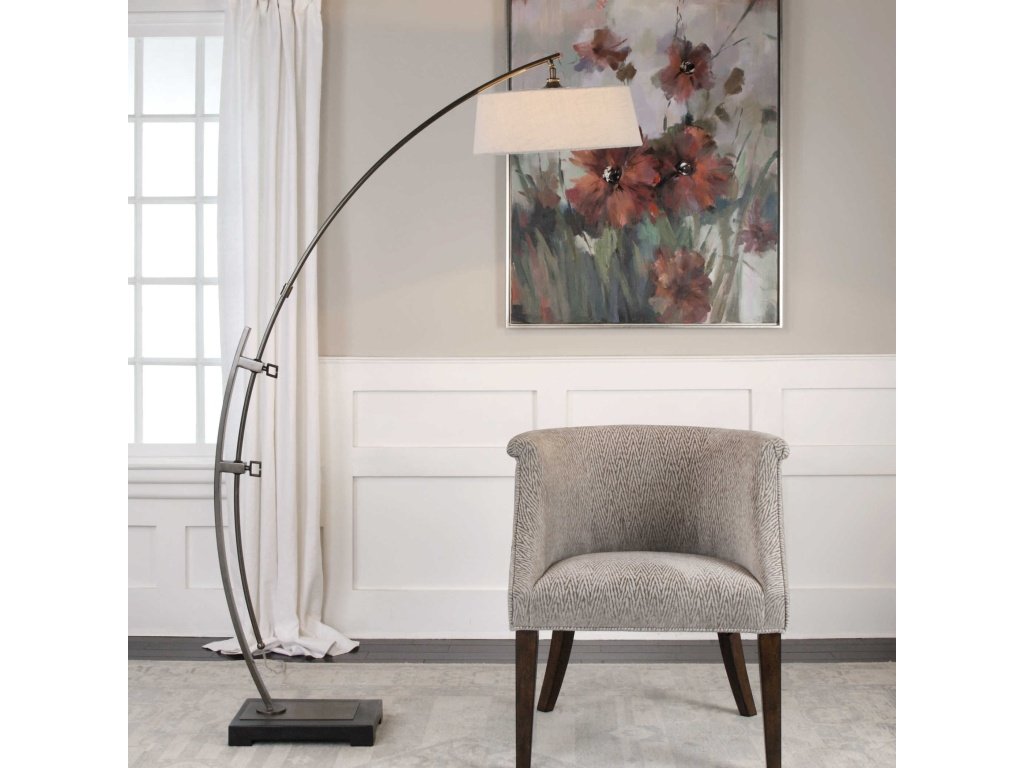 Calogero Floor Lamp