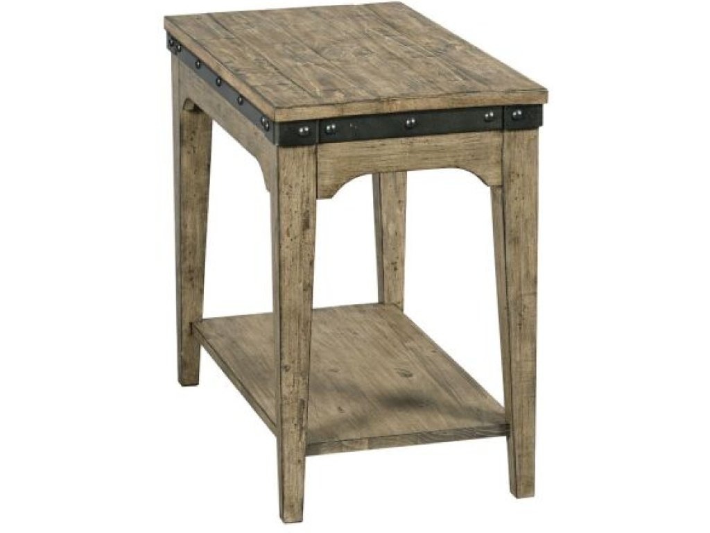 Artisans Chairside Table